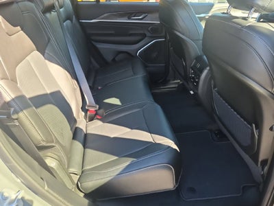 2027 Jeep Grand Cherokee Limited Reserve