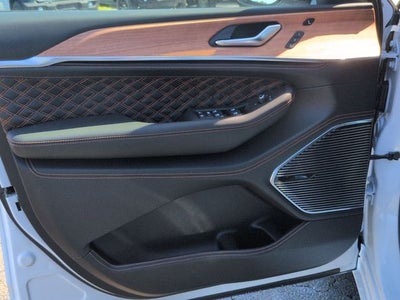 2026 Jeep Grand Cherokee Summit