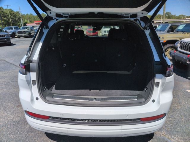 2026 Jeep Grand Cherokee Summit