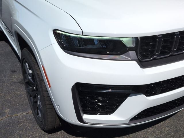 2026 Jeep Grand Cherokee Summit