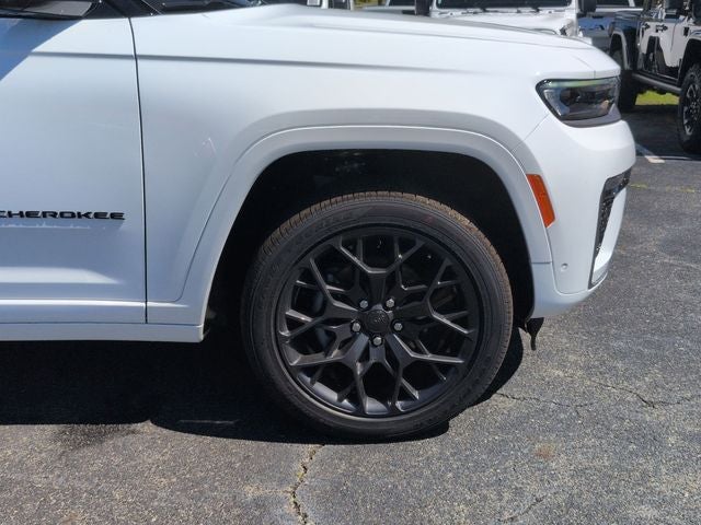 2026 Jeep Grand Cherokee Summit