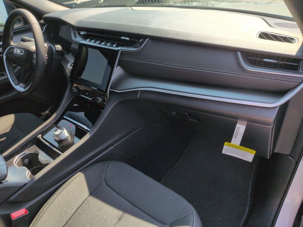 2026 Jeep Grand Cherokee L Laredo