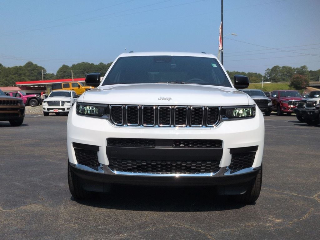 2026 Jeep Grand Cherokee L Laredo