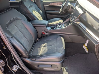 2027 Jeep Grand Cherokee L Laredo Altitude