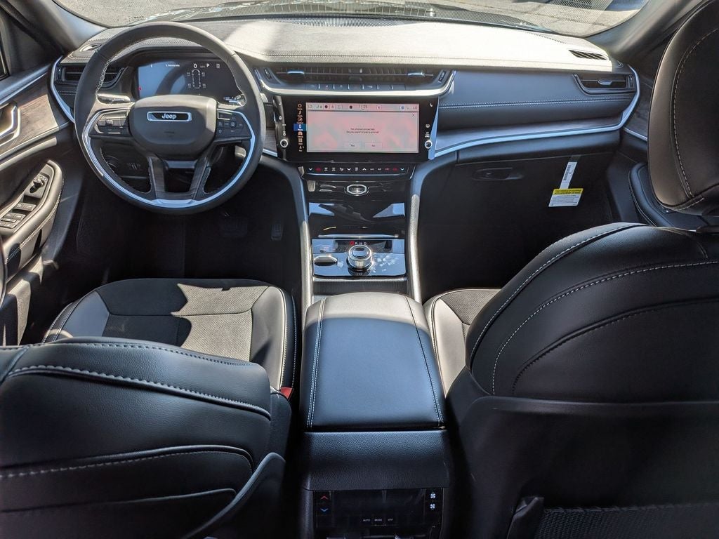 2027 Jeep Grand Cherokee L Laredo Altitude