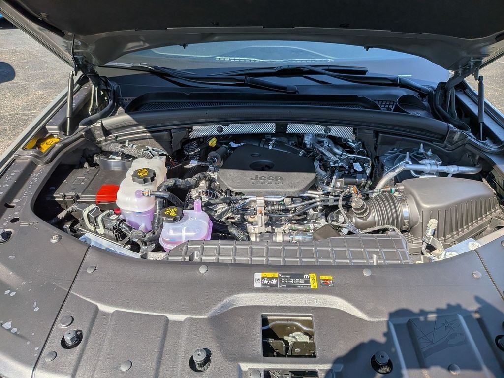 2027 Jeep Grand Cherokee L Laredo Altitude
