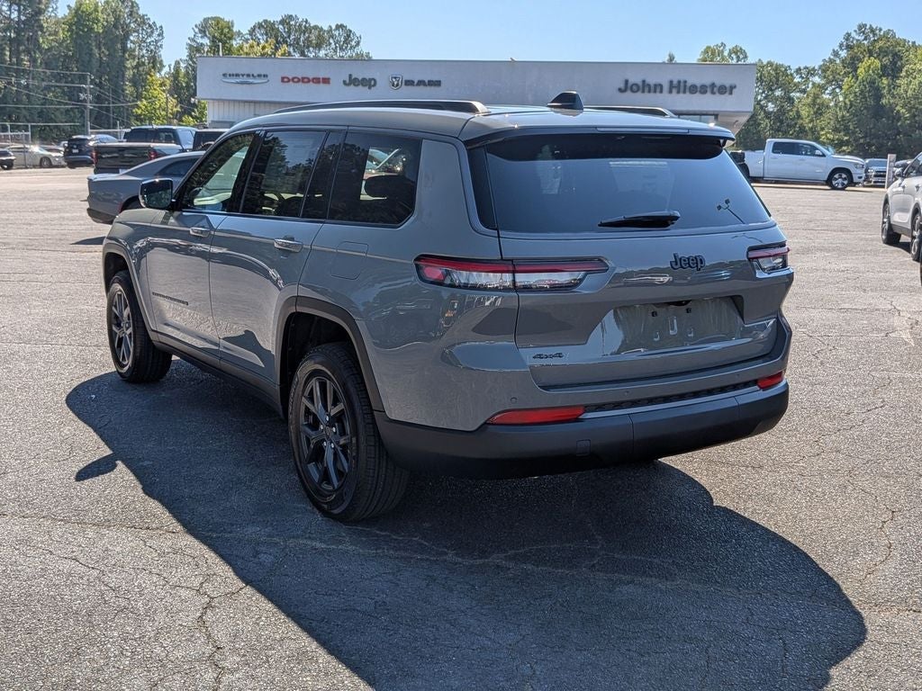 2027 Jeep Grand Cherokee L Laredo Altitude
