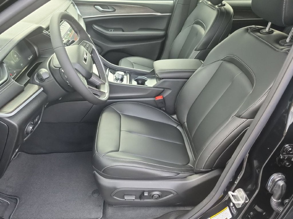2027 Jeep Grand Cherokee L Limited