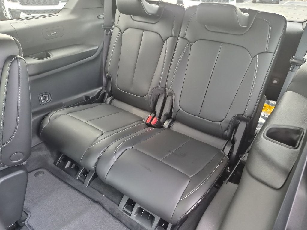 2027 Jeep Grand Cherokee L Limited
