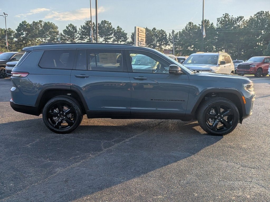 2027 Jeep Grand Cherokee L Limited