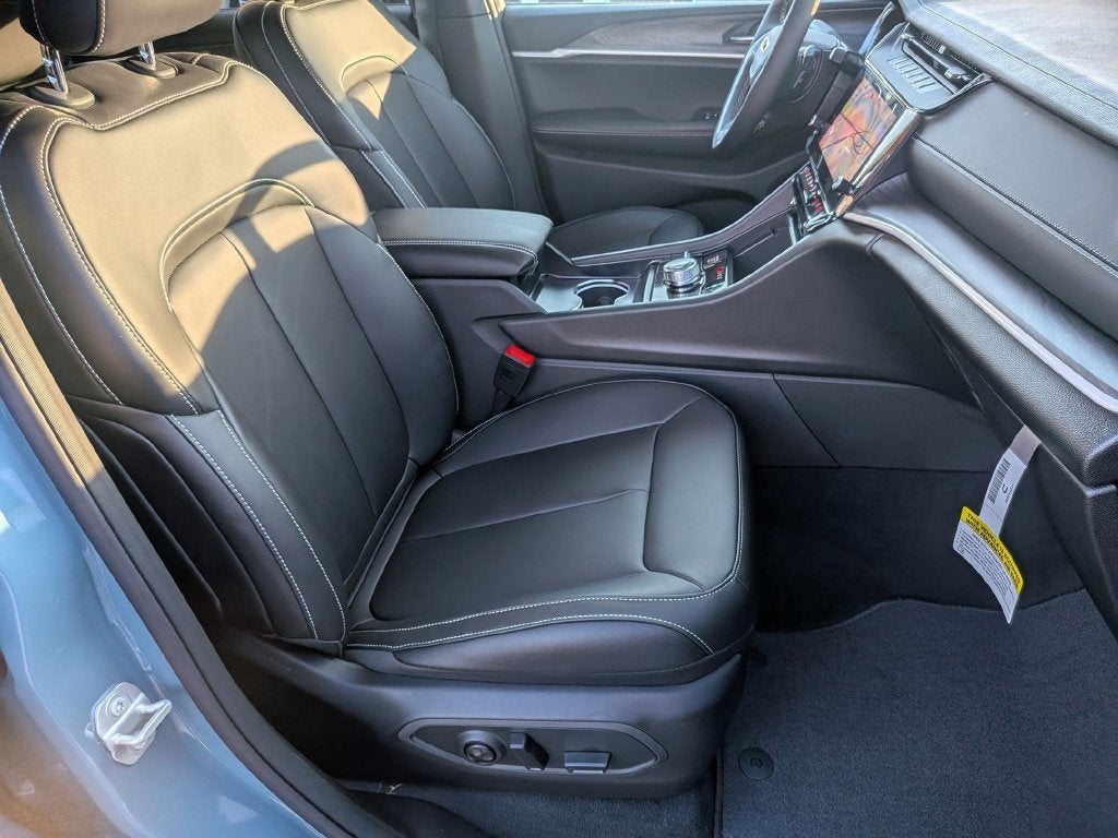 2027 Jeep Grand Cherokee L Limited
