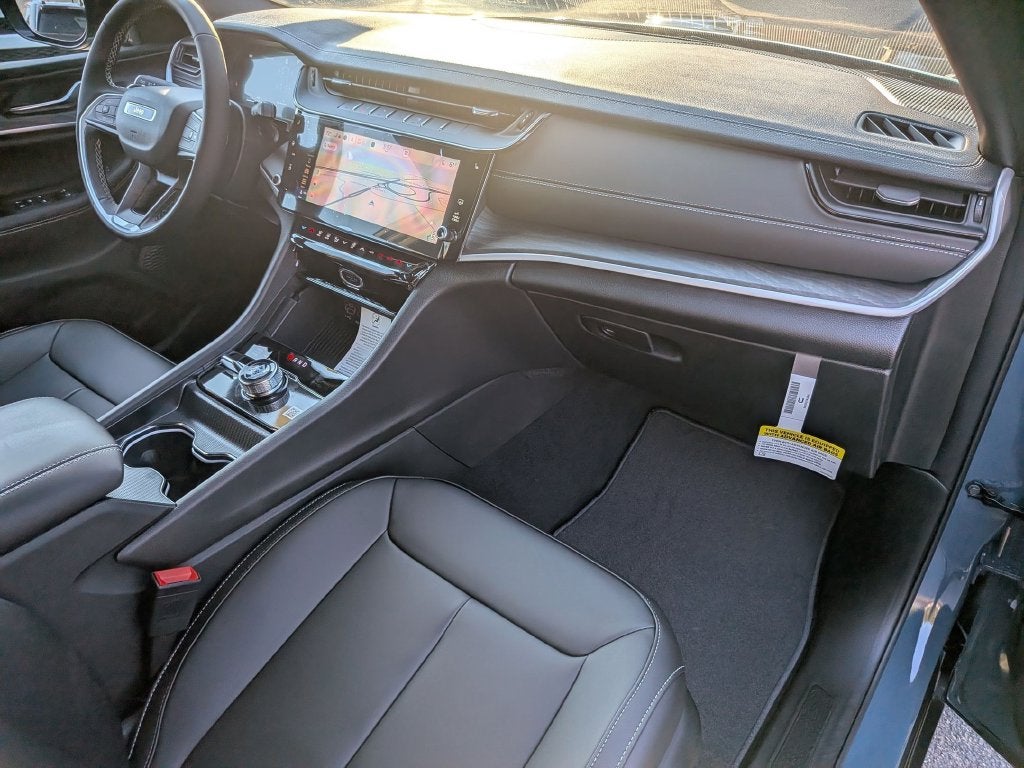 2027 Jeep Grand Cherokee L Limited