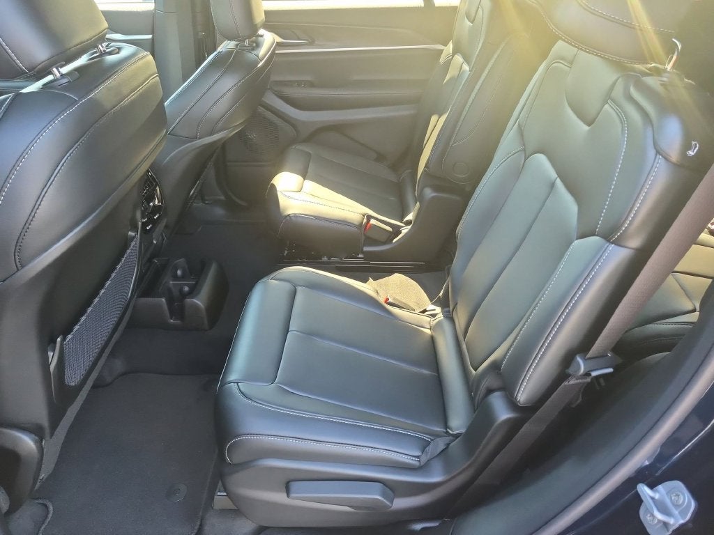 2027 Jeep Grand Cherokee L Limited