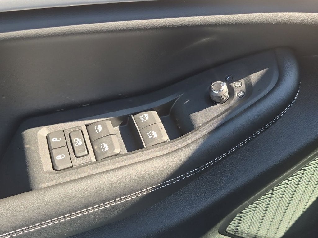 2027 Jeep Grand Cherokee L Limited