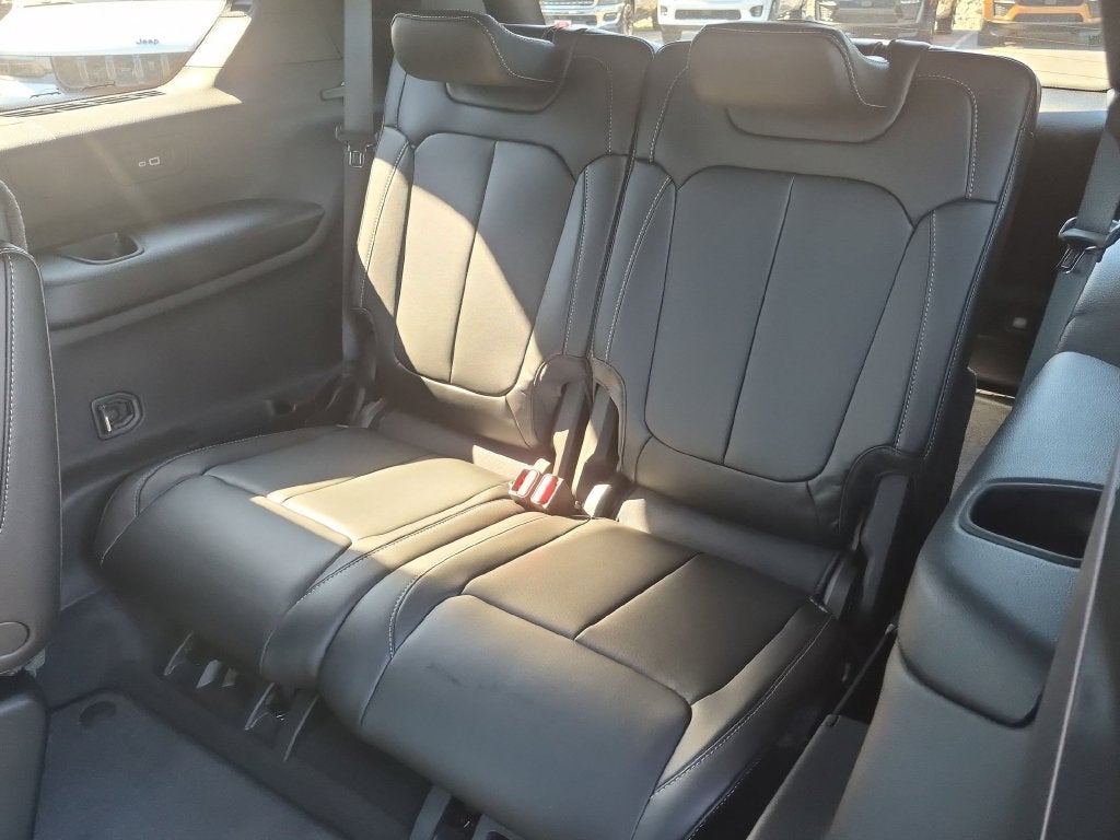 2027 Jeep Grand Cherokee L Limited