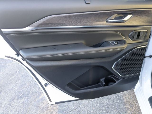 2025 Jeep Grand Cherokee L Overland