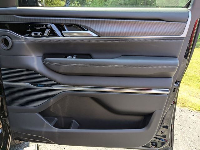 2024 Jeep Grand Wagoneer L Series II