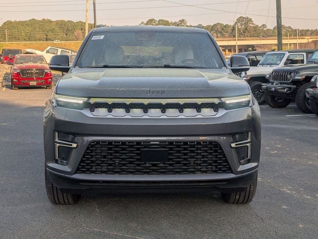 2026 Jeep Grand Wagoneer Base