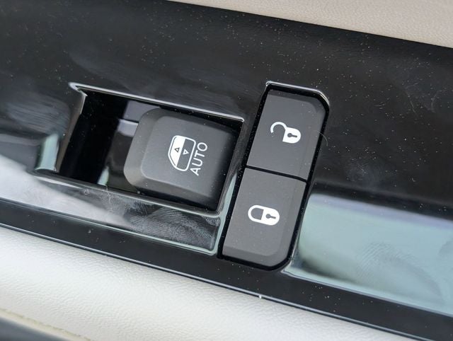 2026 Jeep Grand Wagoneer Base