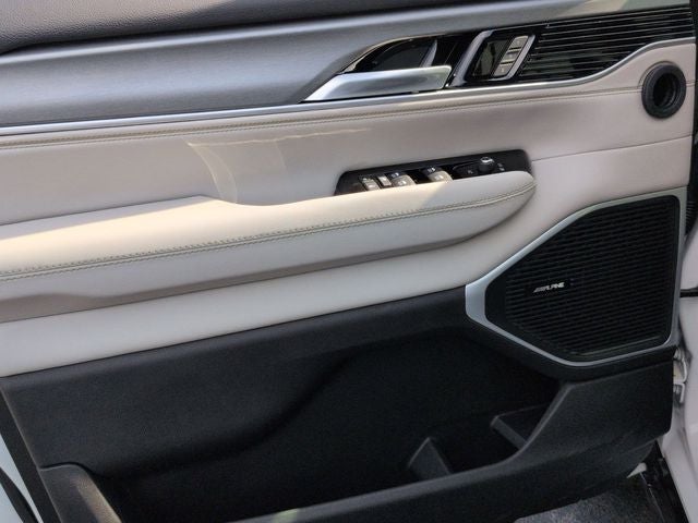 2026 Jeep Grand Wagoneer Base