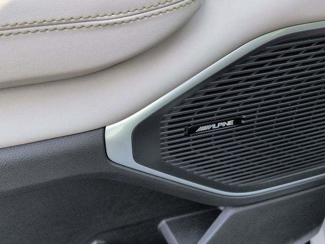 2026 Jeep Grand Wagoneer Base