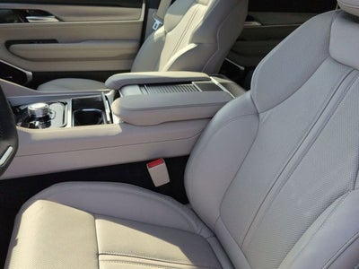 2026 Jeep Grand Wagoneer Base