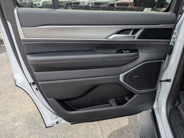 2026 Jeep Grand Wagoneer Upland