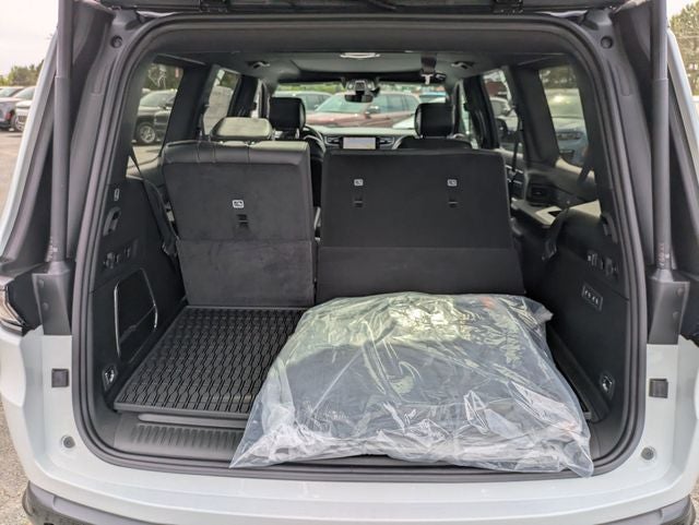 2026 Jeep Grand Wagoneer Upland