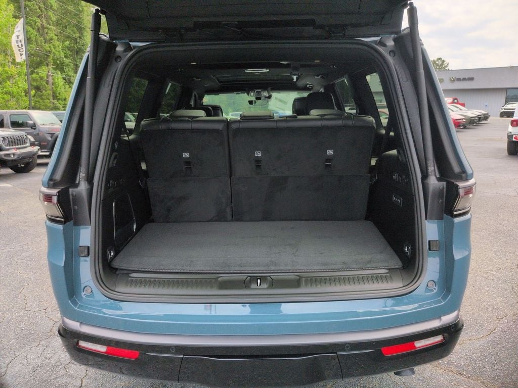 2026 Jeep Grand Wagoneer Limited Altitude