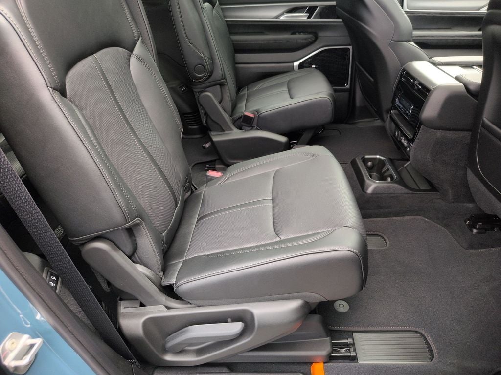 2026 Jeep Grand Wagoneer Limited Altitude