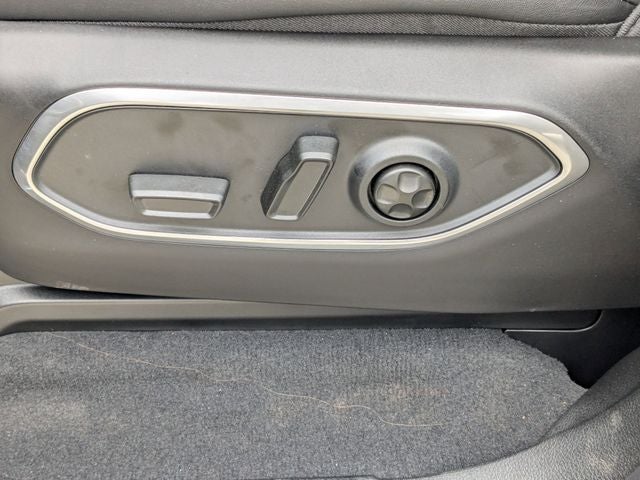 2026 Jeep Grand Wagoneer Base