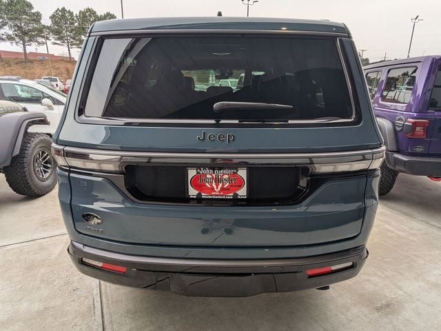 2026 Jeep Grand Wagoneer Base