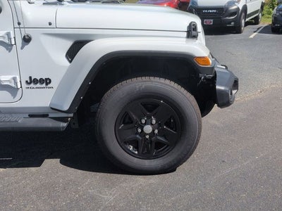 2023 Jeep Gladiator Sport S