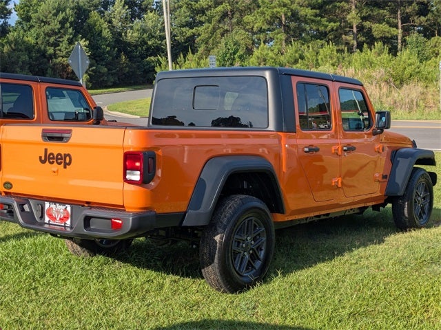 2025 Jeep Gladiator Sport S