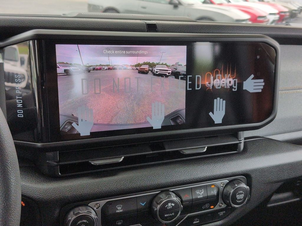 2026 Jeep Gladiator Sport