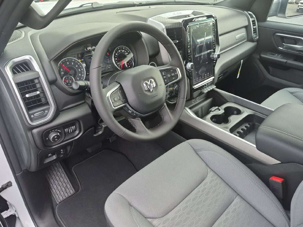 2027 RAM 1500 Big Horn/Lone Star