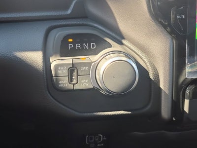 2027 RAM 1500 Big Horn/Lone Star
