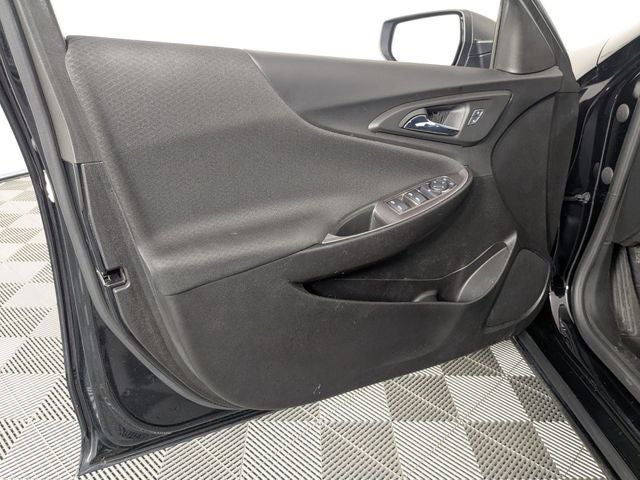 2022 Chevrolet Malibu LS 1FL