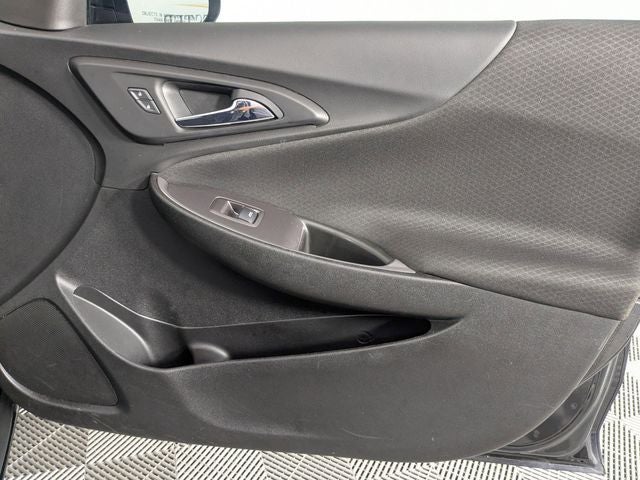 2022 Chevrolet Malibu LS 1FL