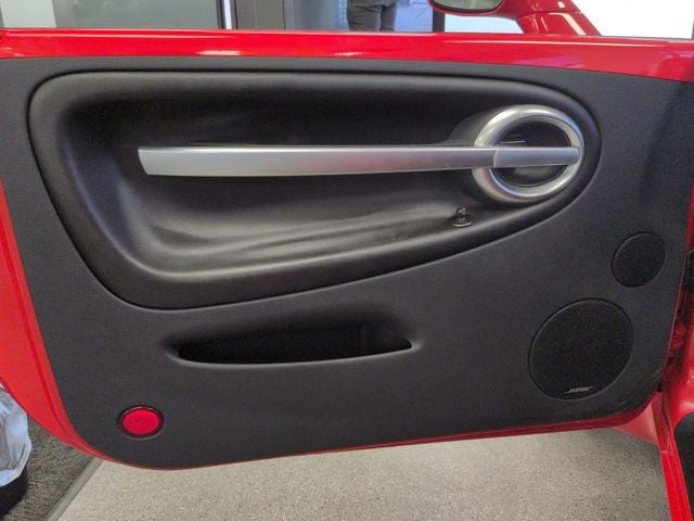 2004 Chevrolet SSR Base