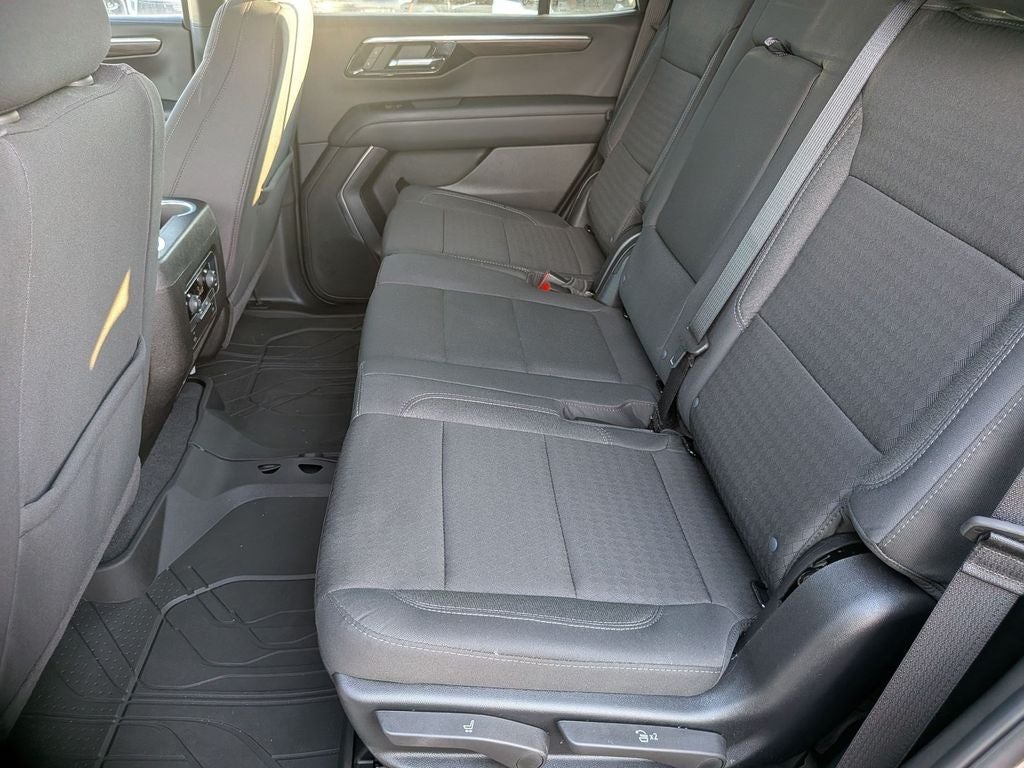2025 Chevrolet Tahoe LS
