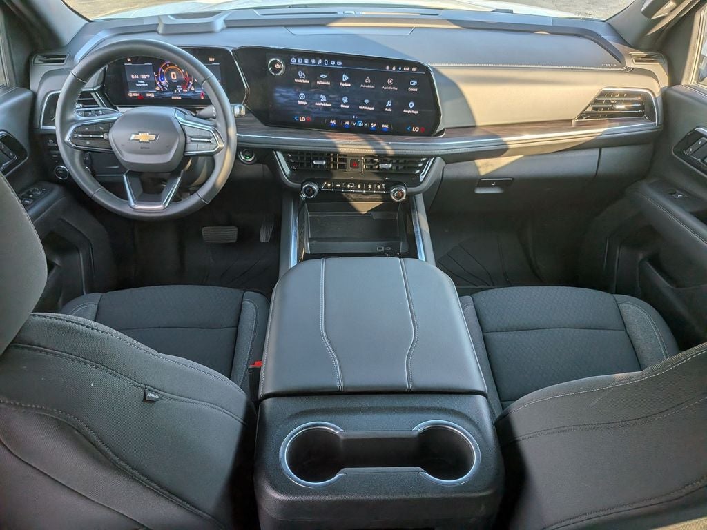 2025 Chevrolet Tahoe LS