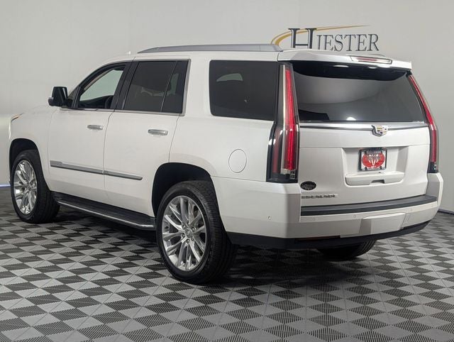 2020 Cadillac Escalade Luxury