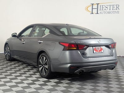 2021 Nissan Altima 2.5 SV