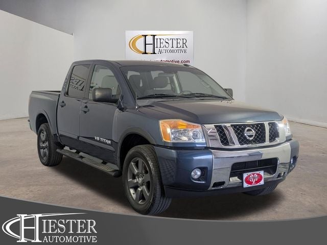 2015 Nissan Titan SV