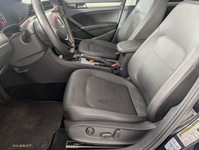 2020 Volkswagen Passat 2.0T SE