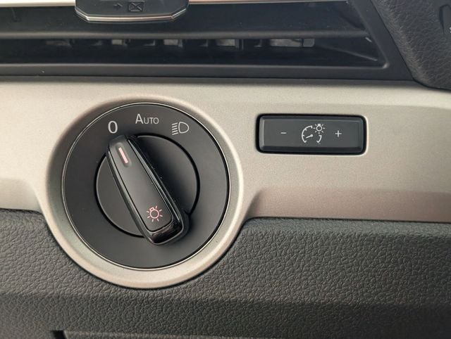 2020 Volkswagen Passat 2.0T SE