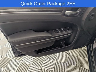 2022 Chrysler 300 Touring