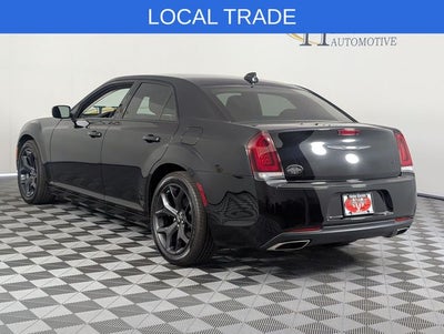 2022 Chrysler 300 Touring