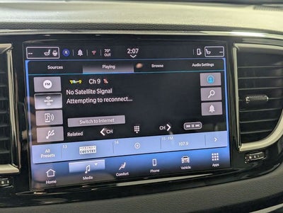 2025 Chrysler Pacifica Select